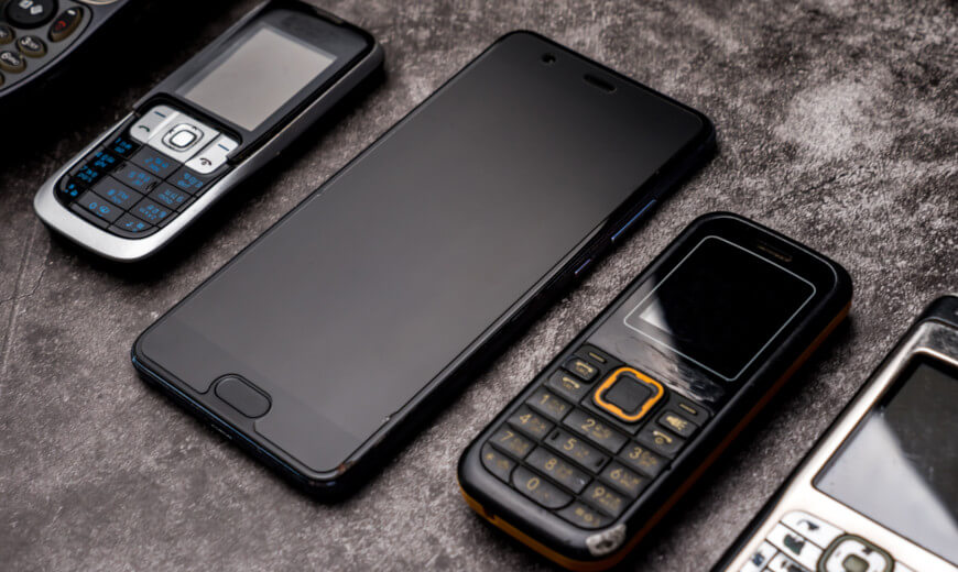 Nyomógombos mobiltelefon - classgsm.hu